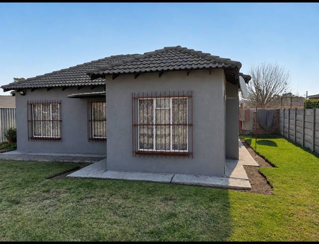 3 BEDROOM HOUSE FOR SALE IN RIVERSDALE